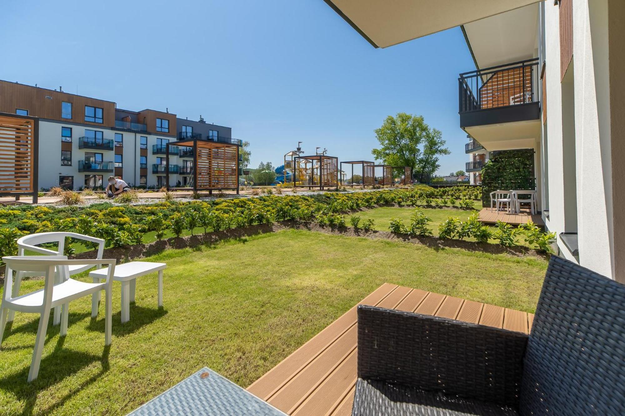 Bel Mare Lux Apartment B105 With Patio Garden By Noclegi Renters Мендзиздрое Екстериор снимка