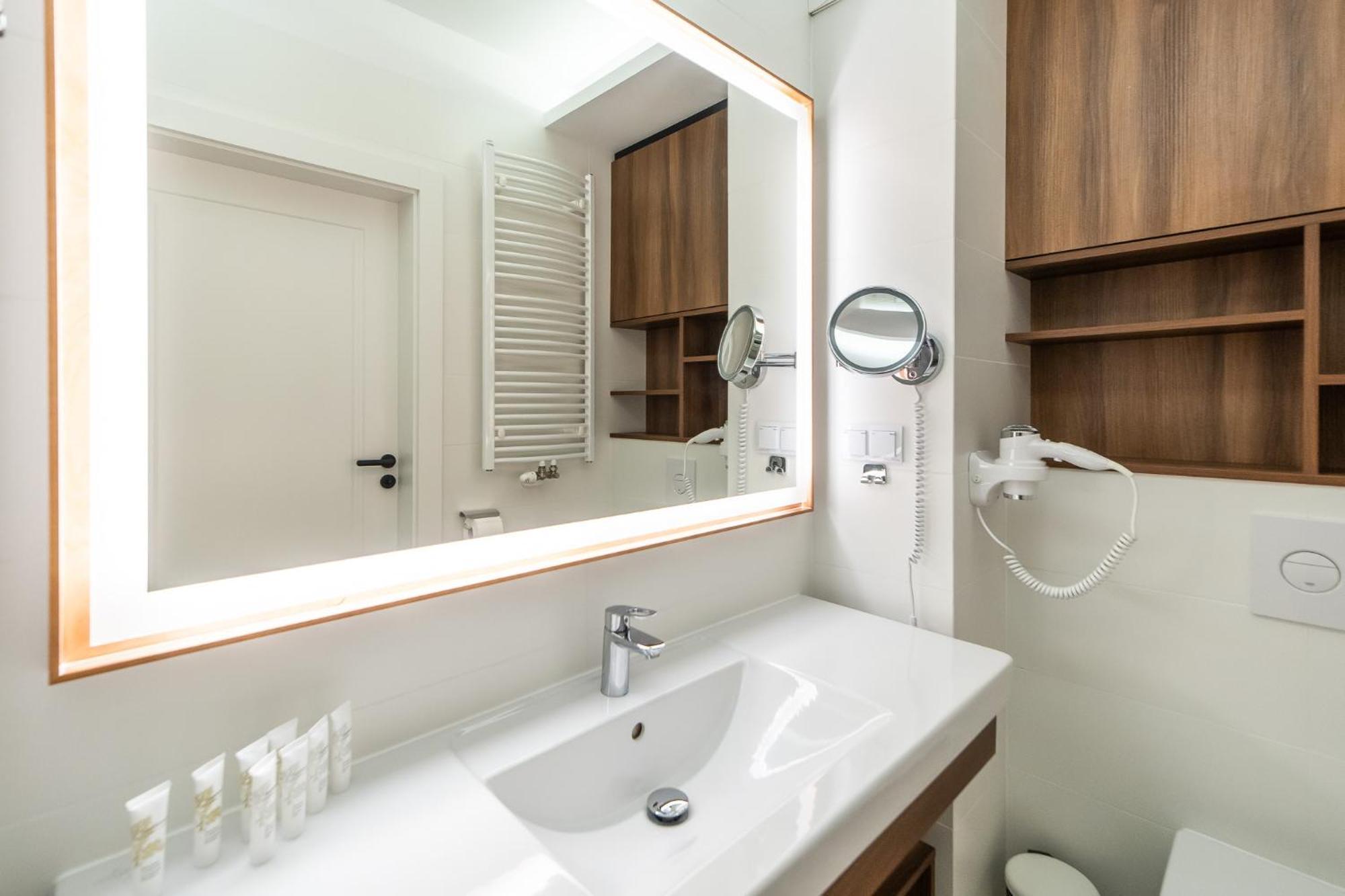 Bel Mare Lux Apartment B105 With Patio Garden By Noclegi Renters Мендзиздрое Екстериор снимка
